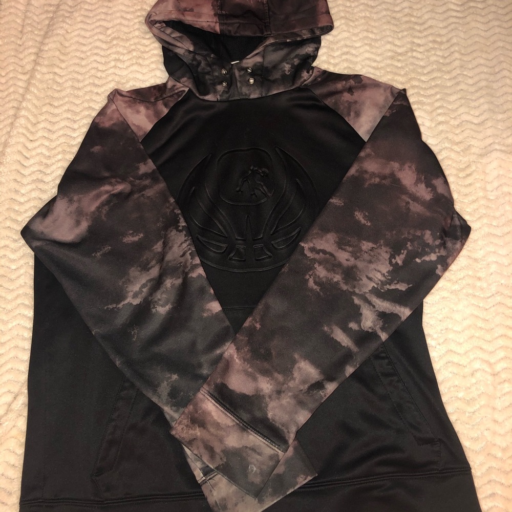 And1 sweater